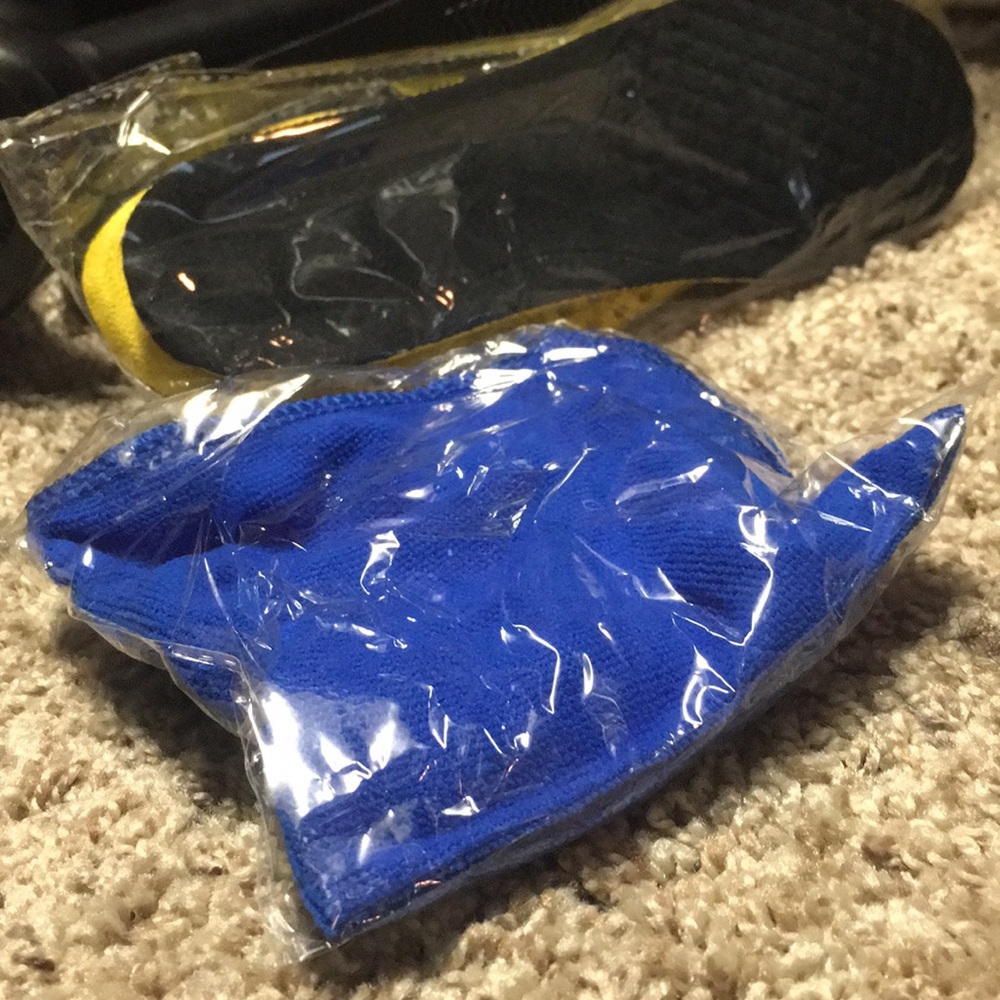 Brand new black rain boats. With in soles & towel - Picture 5 of 6